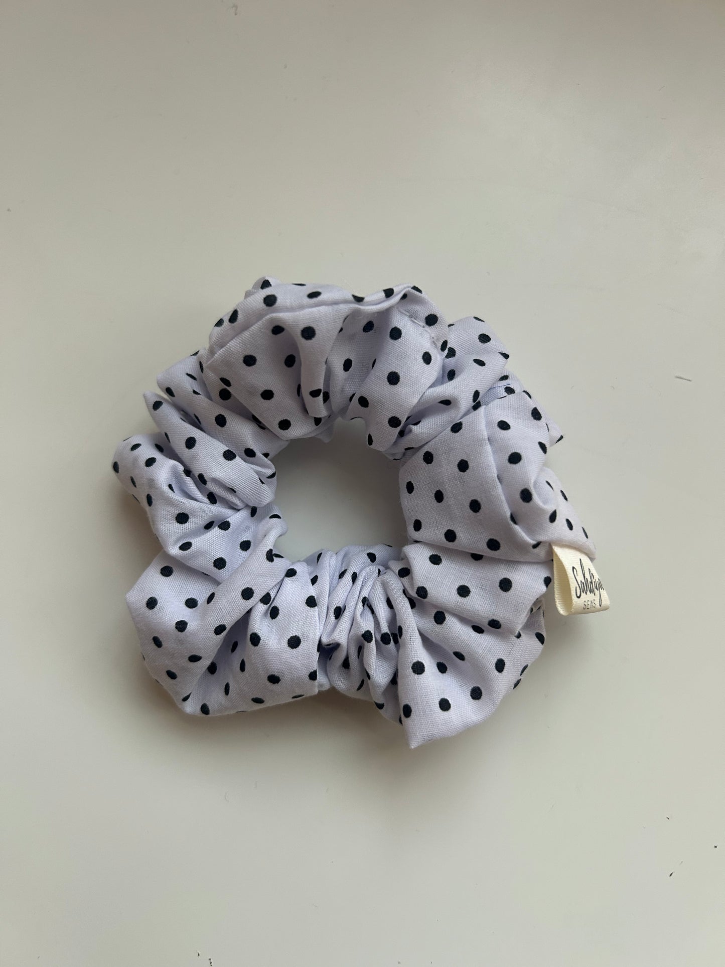 Polka dot scrunchie