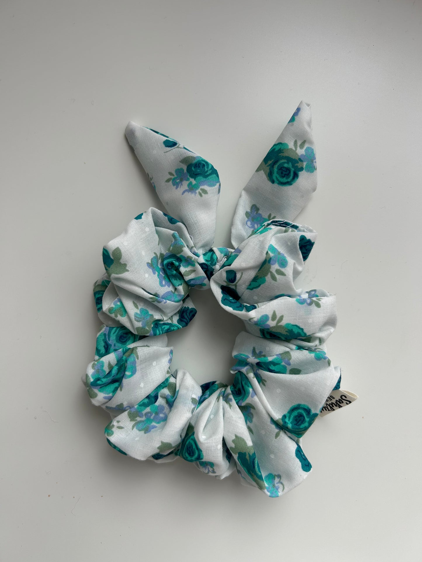 Bunny ears - Blue & white floral scrunchie