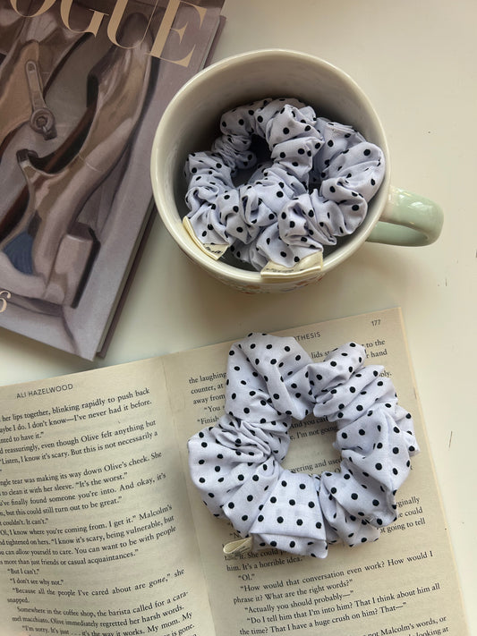 Polka dot scrunchie