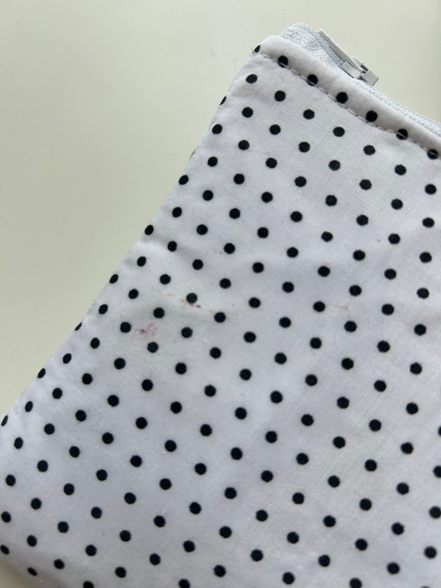 Polka dot quilted makeup pouch | White & black cosmetic bag | Everyday essentials organiser | Travel beauty pouch