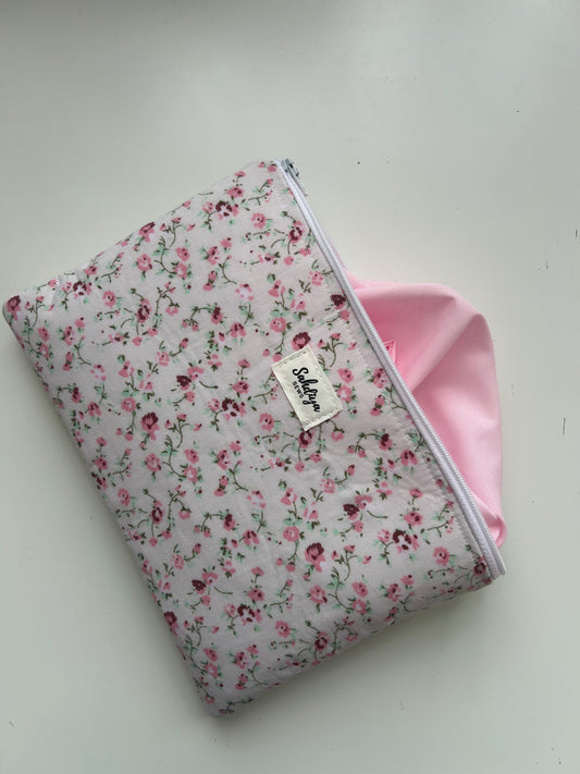 Floral quilted pouch | Pink & white cosmetic bag | Everyday essentials organiser | Travel accessory pouch